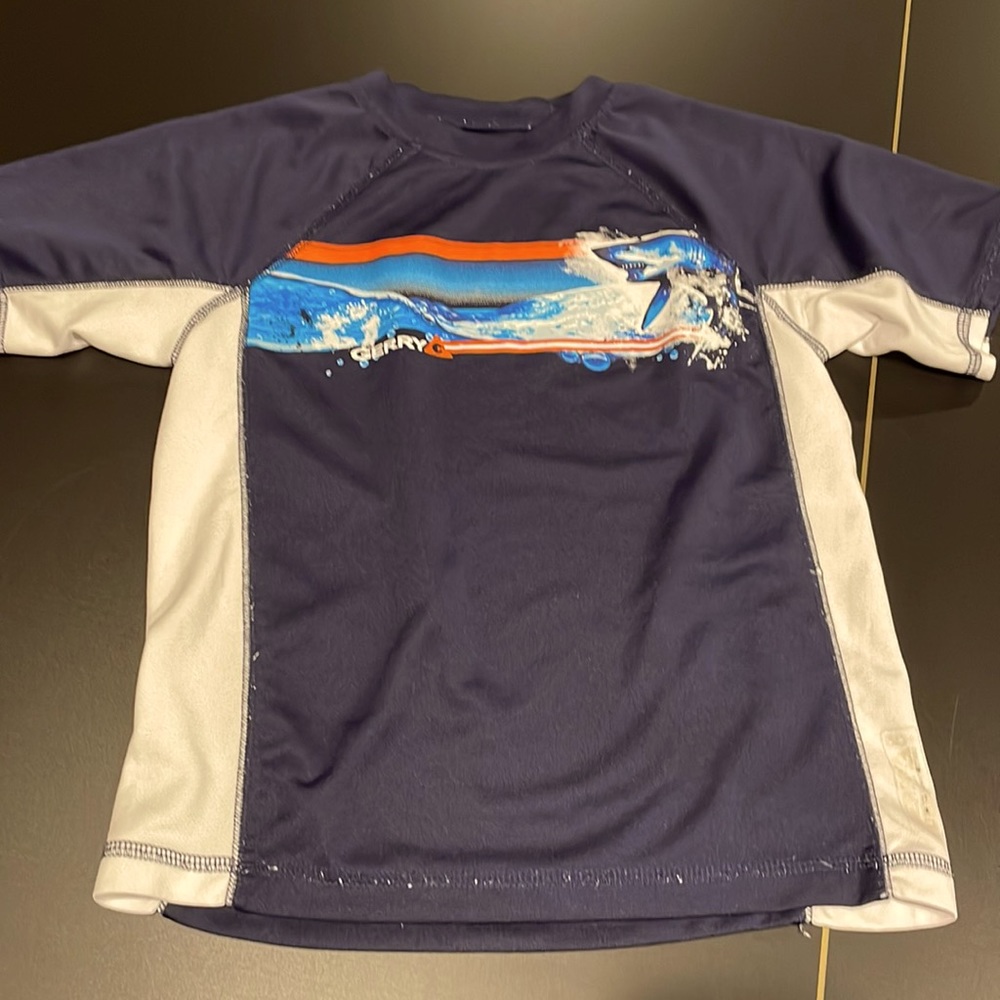 Kids Sun Shirt Size 8 by Gerry